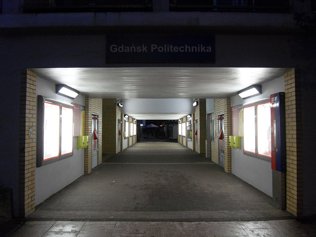 SKM train Gdańsk station — Trójmiasto