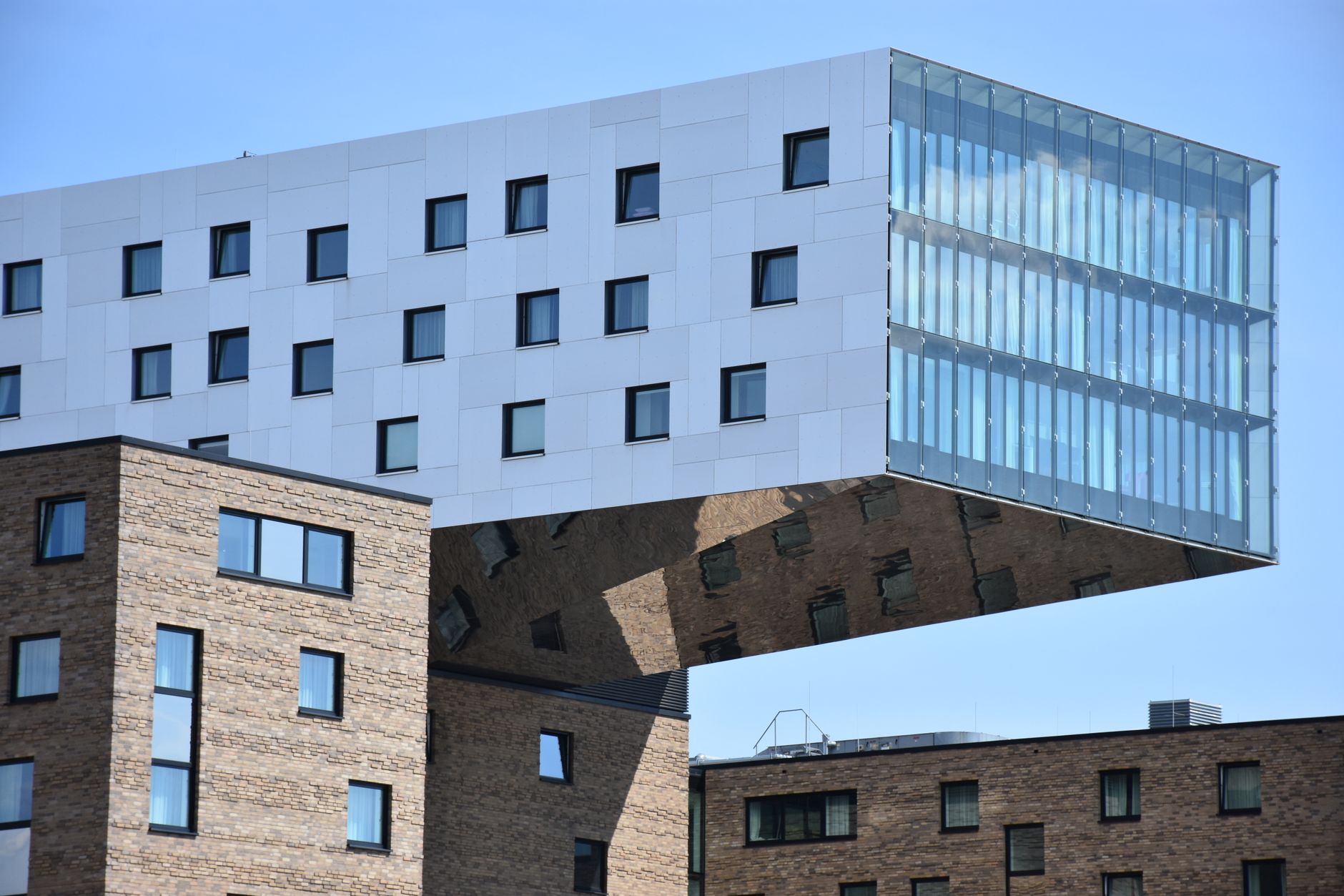Contemporary building with unique design in Berlin, Germany. — Trójmiasto
